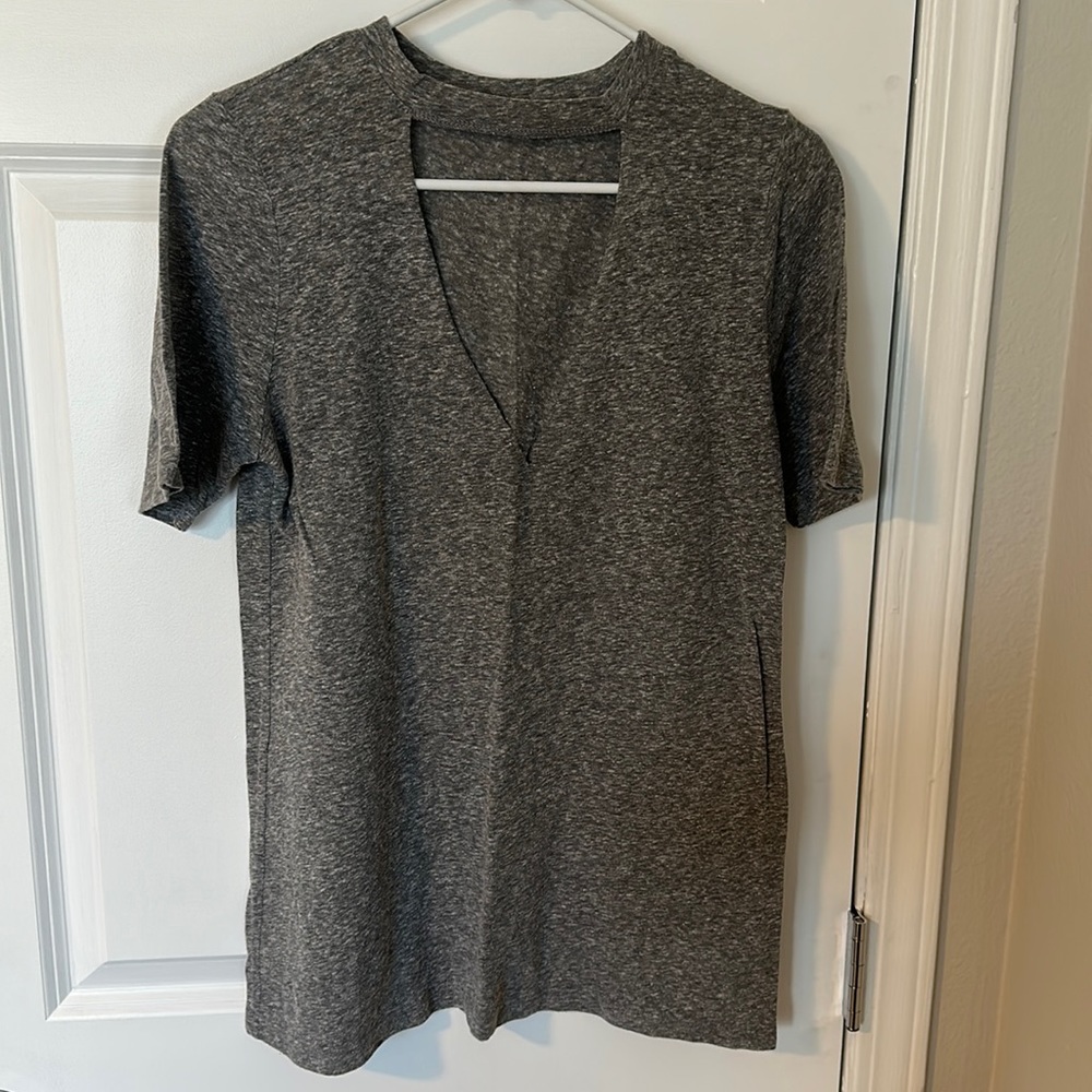 Heather grey t-shirt with v-neck cutout. From urban outfitters. Size S.